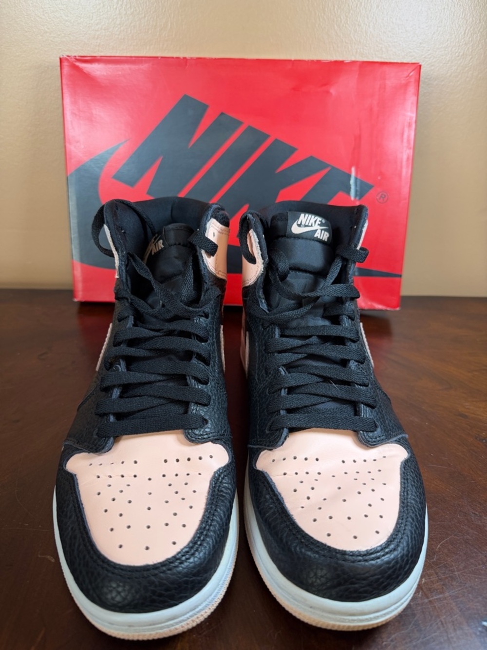Nike Air Jordan 1 High Black &‎ Pink Leather Sneakers